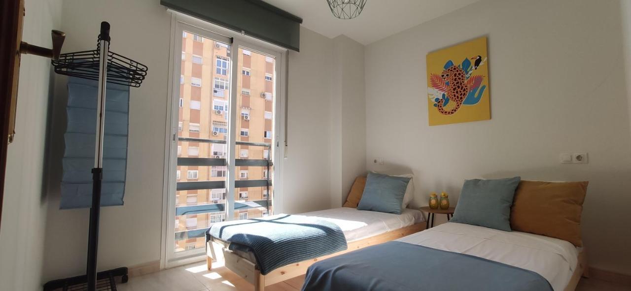 Huelin House Beach And Sun, Con Parking Y A 500 Metros De La Playa Apartment มาลากา ภายนอก รูปภาพ